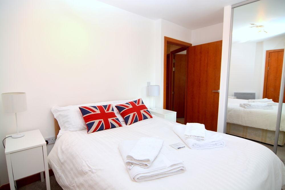 Apartment Wharf - Cuba Street Лондон Экстерьер фото