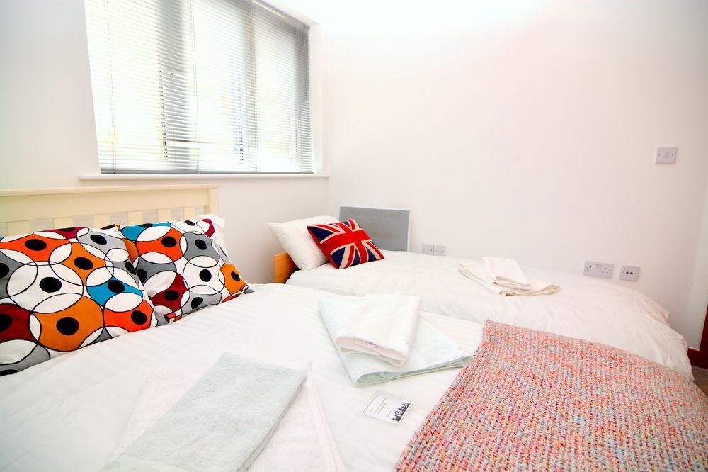 Apartment Wharf - Cuba Street Лондон Экстерьер фото