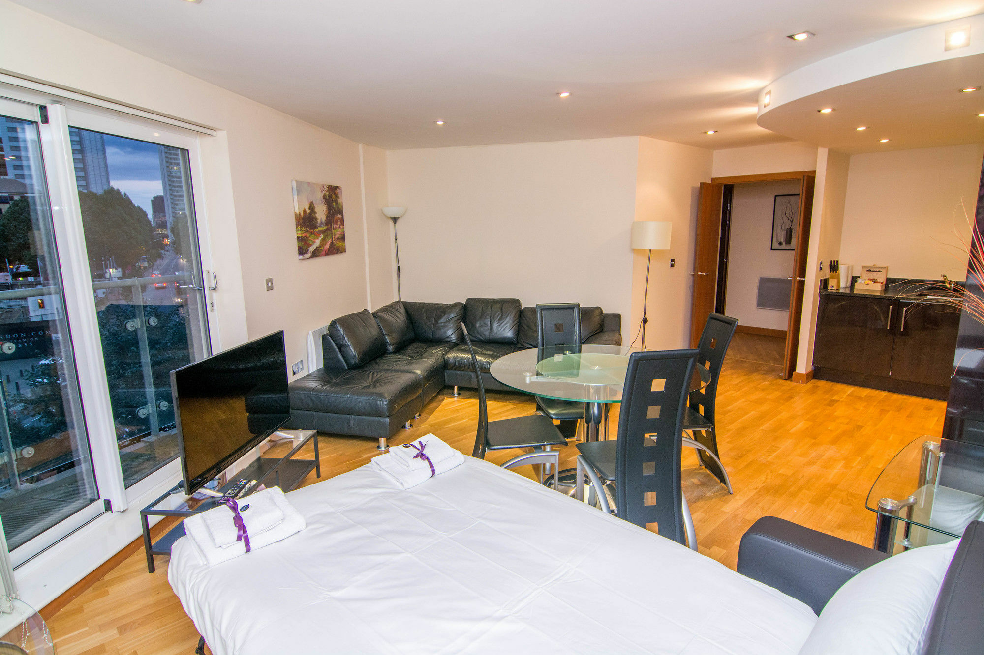 Apartment Wharf - Cuba Street Лондон Экстерьер фото