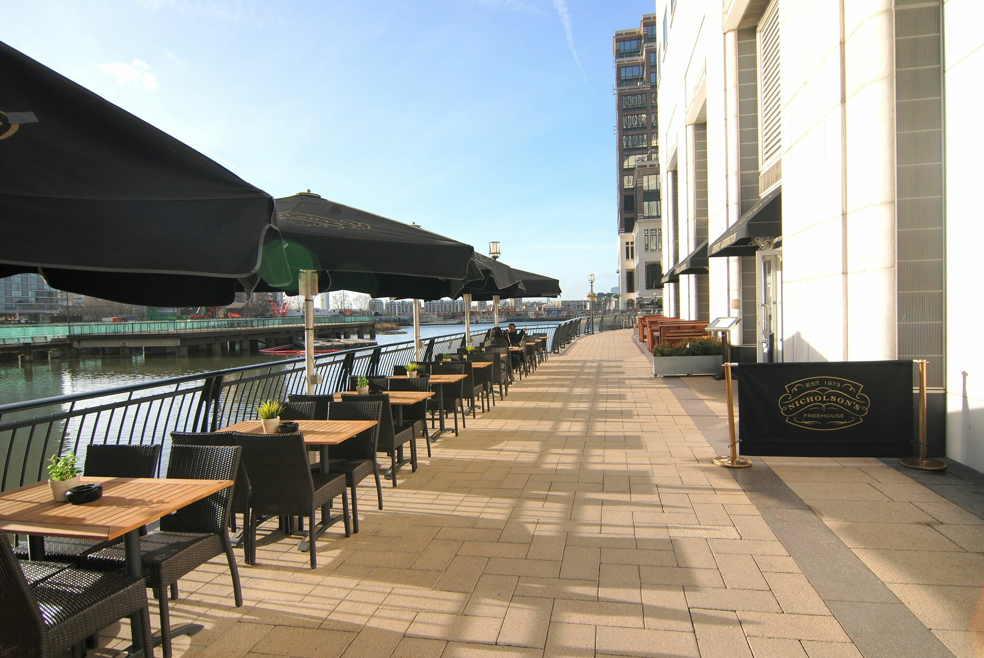 Apartment Wharf - Cuba Street Лондон Экстерьер фото