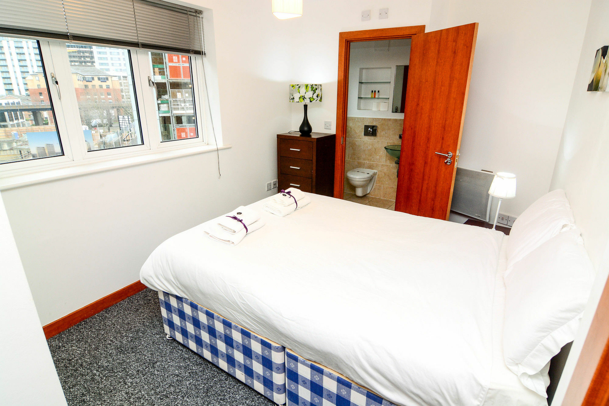 Apartment Wharf - Cuba Street Лондон Экстерьер фото